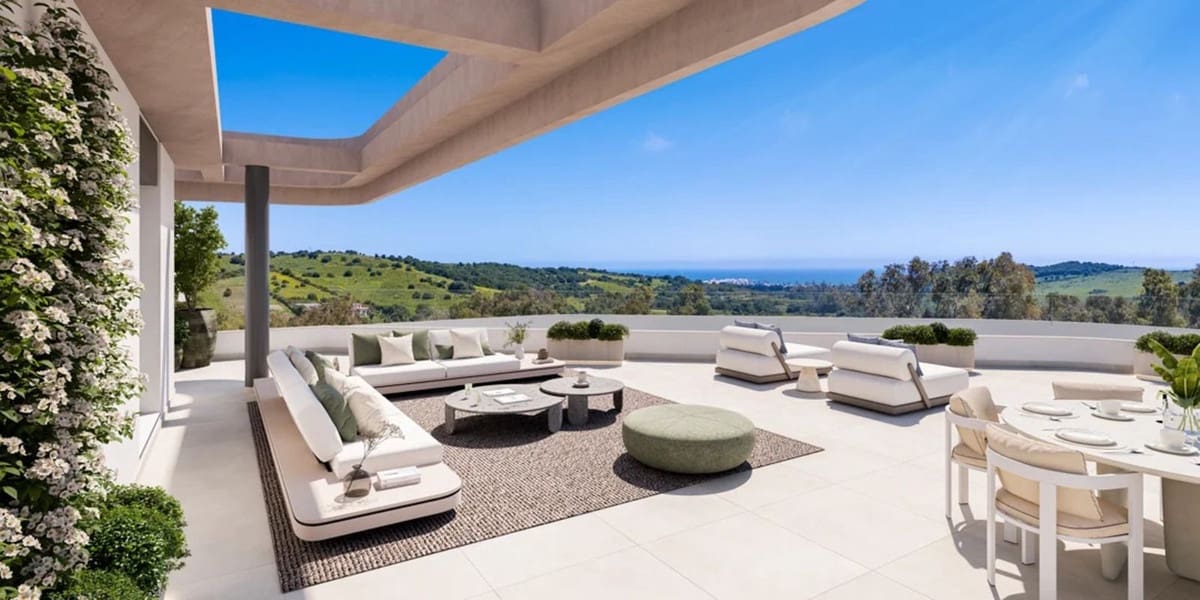 3 sypialnia Penthouse na sprzedaż w Estepona z basenem garażem - 616 000 € (Ref: 9614120)