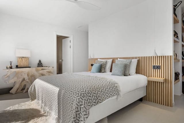 2 camera da letto Villa in vendita in La Duquesa / Puerto de la Duquesa, Manilva con piscina garage - 1.295.000 € (Rif: 9645860)