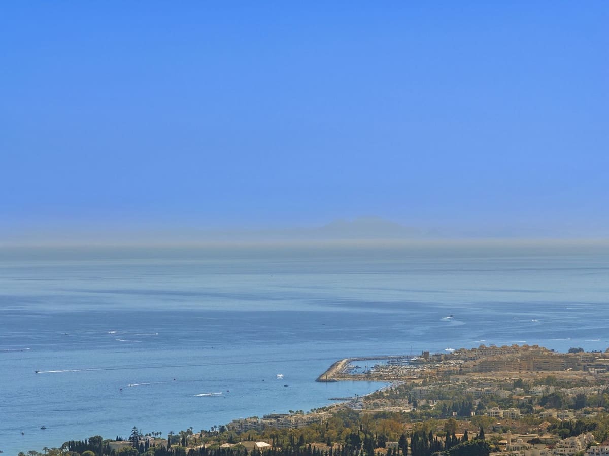 3 Zimmer Doppelhaus zu verkaufen in Marbella mit Pool Garage - 3.850.000 € (Ref: 9653356)