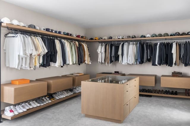 3 soverom Kjedet enebolig til salgs i Marbella med svømmebasseng garasje - € 3 850 000 (Ref: 9653356)