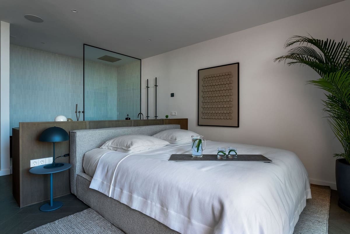 4 sypialnia Penthouse na sprzedaż w Marbella z basenem garażem - 3 495 000 € (Ref: 9656588)