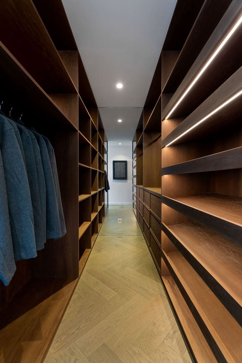 4 sypialnia Penthouse na sprzedaż w Marbella z basenem garażem - 3 495 000 € (Ref: 9656588)