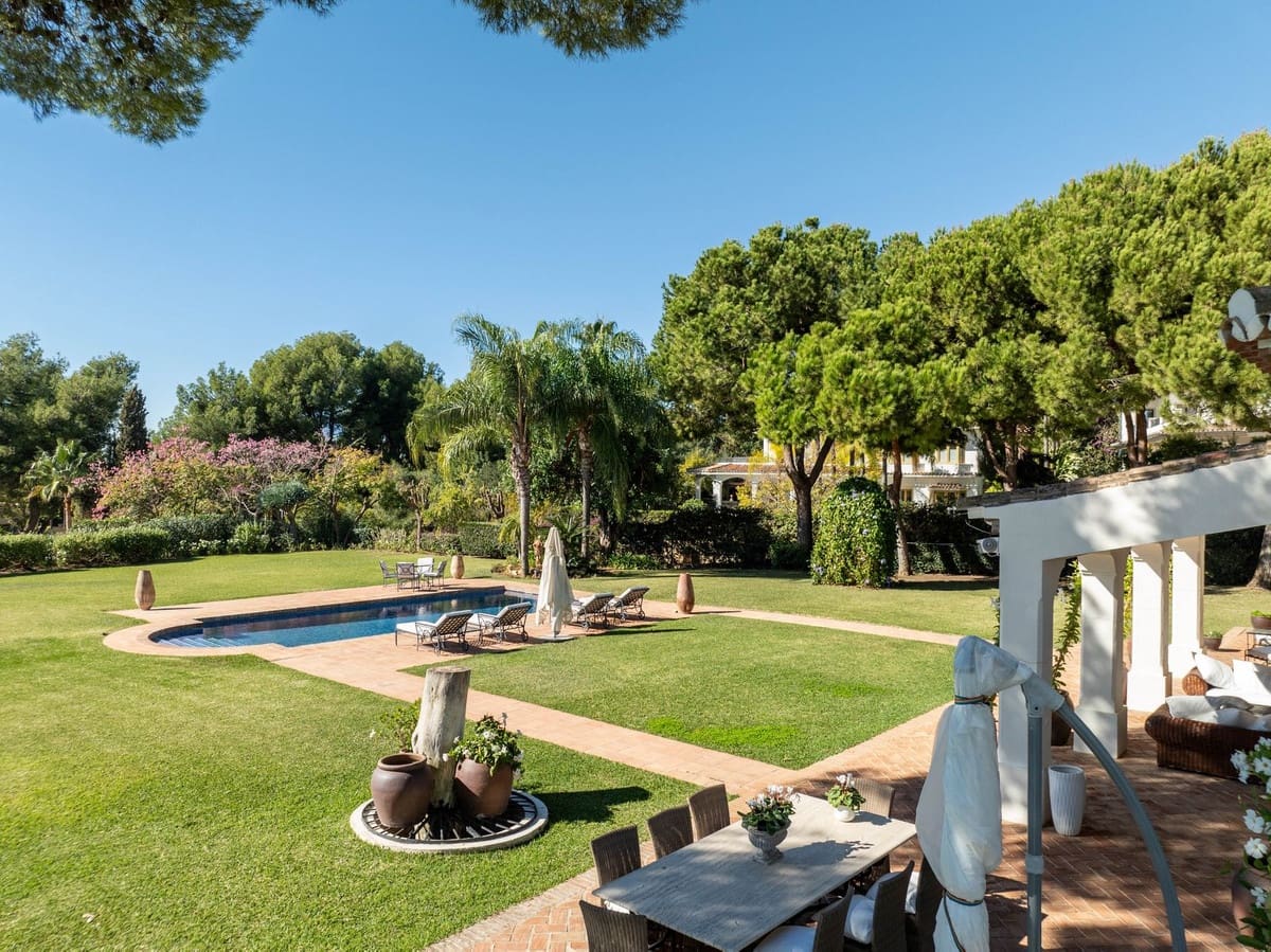 5 soveværelse Villa til salg i Marbella med swimmingpool garage - € 13.800.000 (Ref: 9657070)