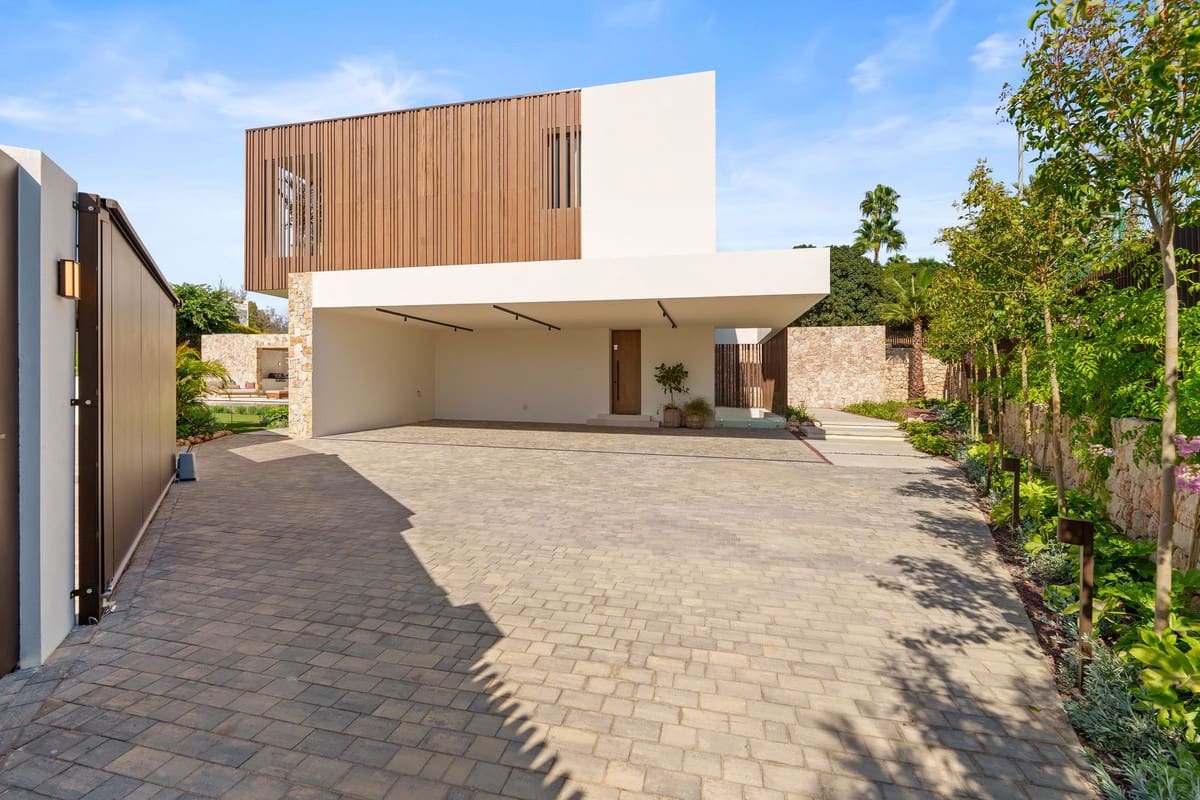 5 soveværelse Villa til salg i Marbella med swimmingpool - € 5.995.000 (Ref: 9657073)