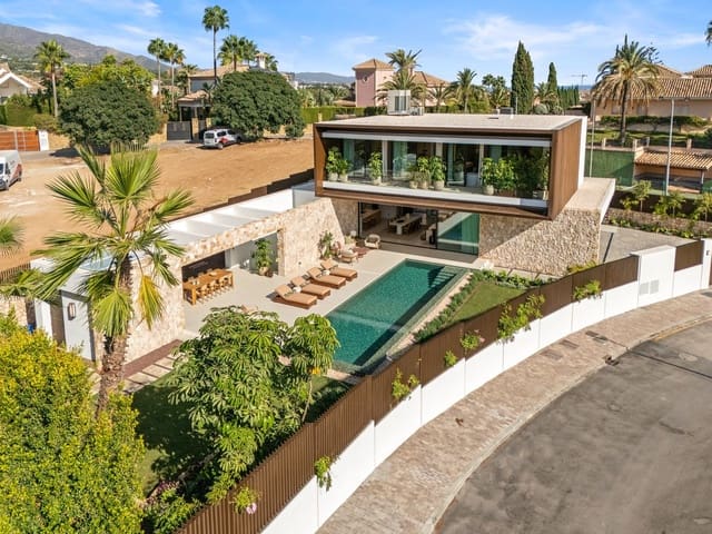 5 soveværelse Villa til salg i Marbella med swimmingpool - € 5.995.000 (Ref: 9657073)