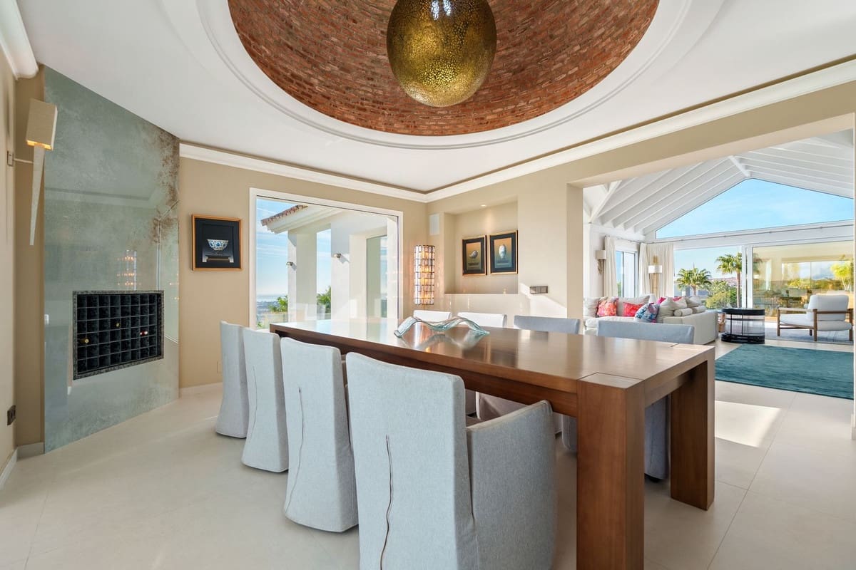 Chalet de 9 habitaciones en Benahavís en venta con piscina garaje - 8.250.000 € (Ref: 9665212)