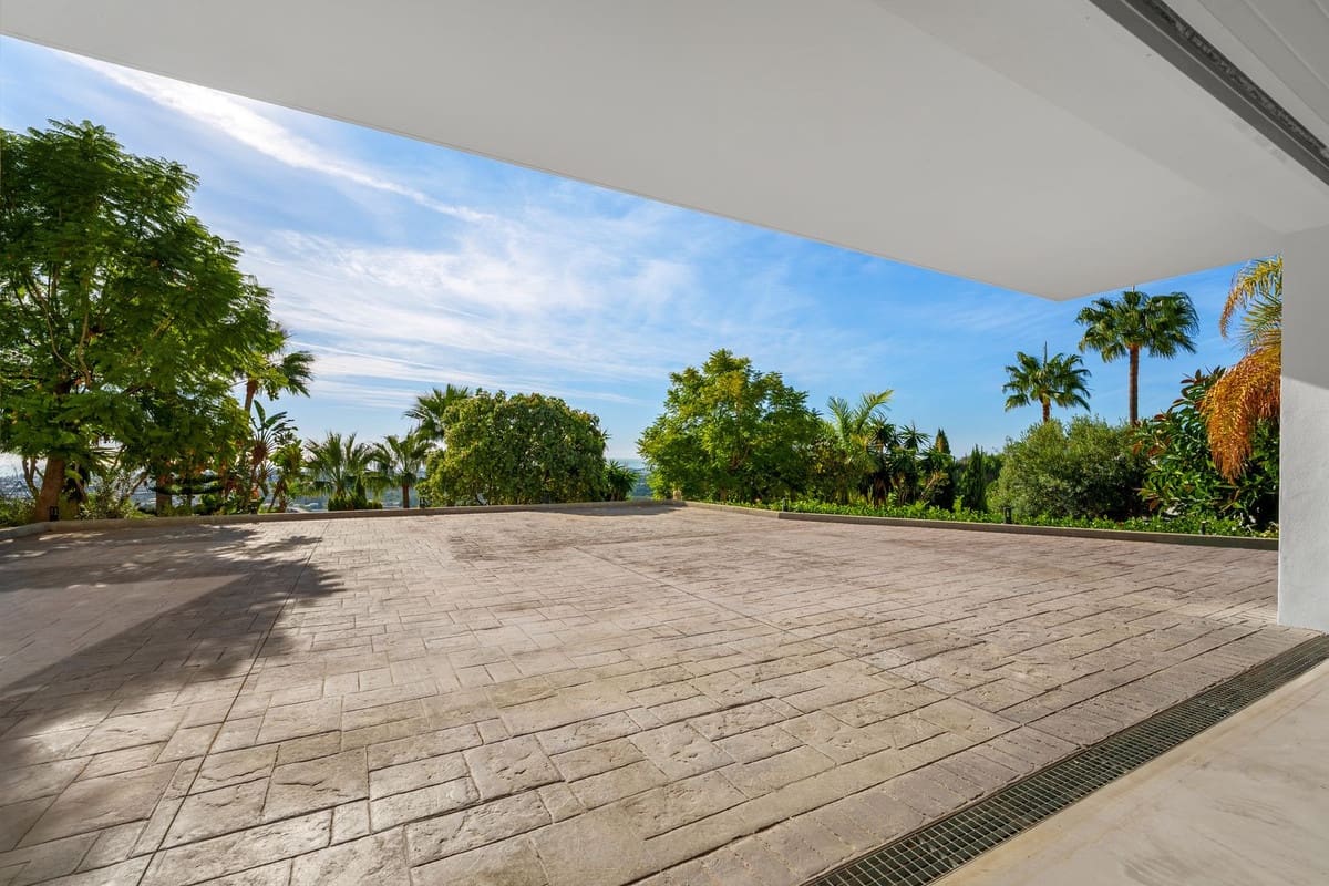 Chalet de 9 habitaciones en Benahavís en venta con piscina garaje - 8.250.000 € (Ref: 9665212)