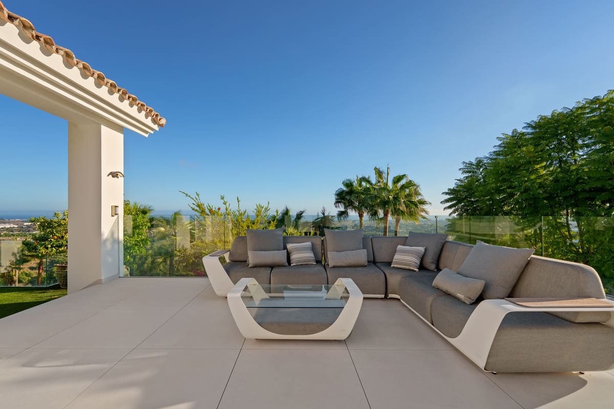 Chalet de 9 habitaciones en Benahavís en venta con piscina garaje - 8.250.000 € (Ref: 9665212)