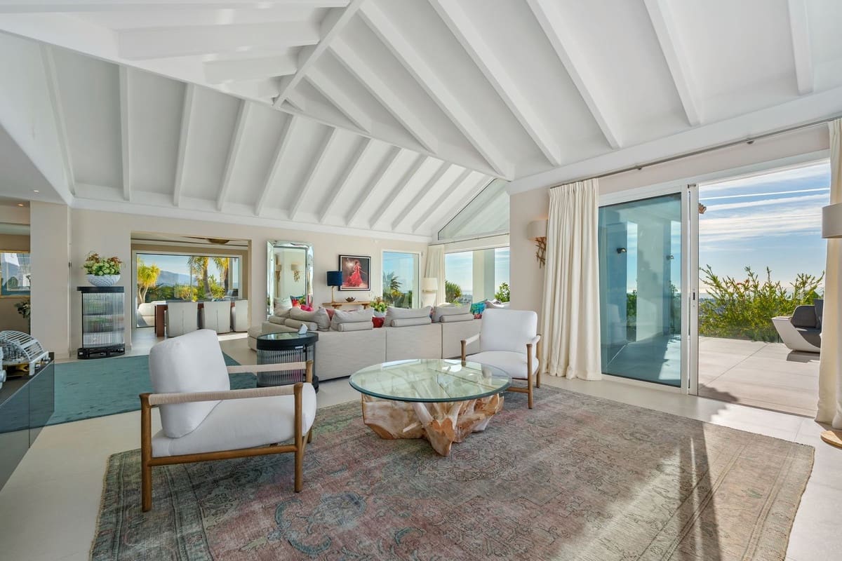 Chalet de 9 habitaciones en Benahavís en venta con piscina garaje - 8.250.000 € (Ref: 9665212)