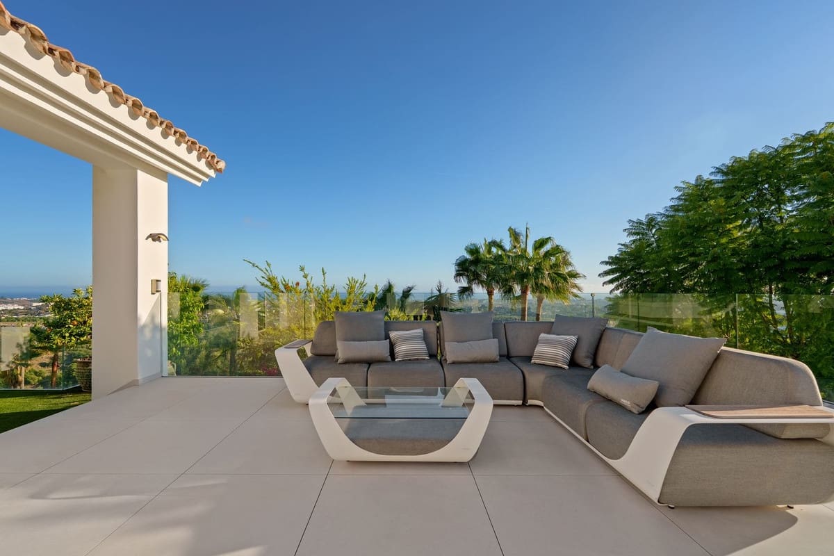 Chalet de 9 habitaciones en Benahavís en venta con piscina garaje - 8.250.000 € (Ref: 9665212)