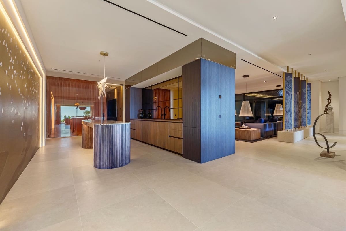 8 soveværelse Villa til salg i La Quinta med swimmingpool garage - € 19.880.000 (Ref: 9665340)