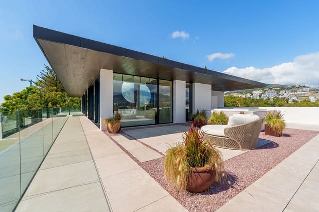 8 soverom Villa til salgs i La Quinta, Benahavís med svømmebasseng garasje - € 19 880 000 (Ref: 9665340)