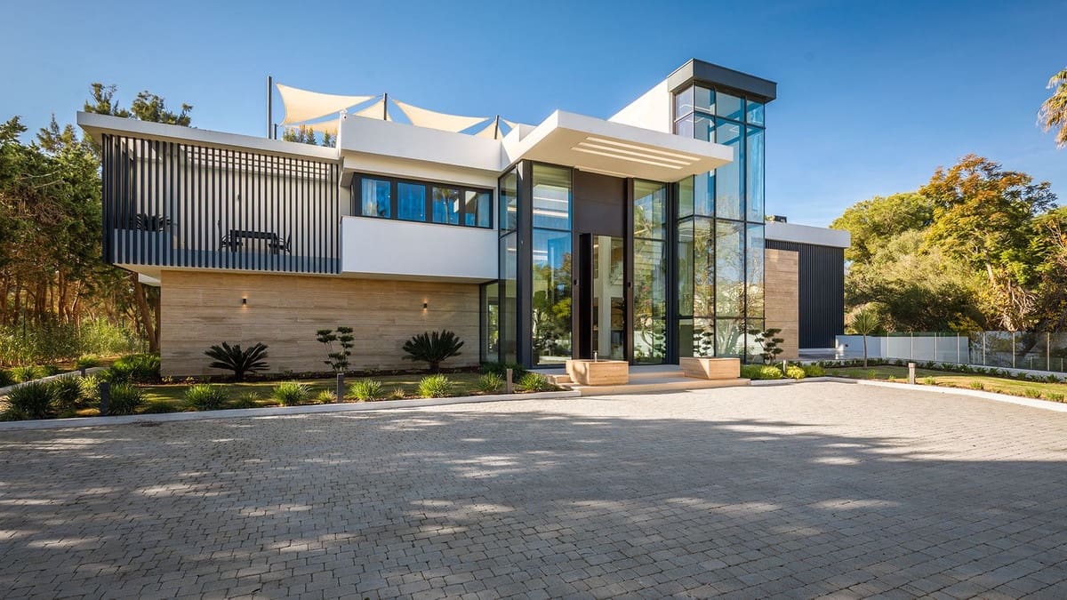 7 makuuhuone Huvila myytävänä paikassa Sotogrande mukana uima-altaan 
autotalli - 12 995 000 € (Ref: 9669260)