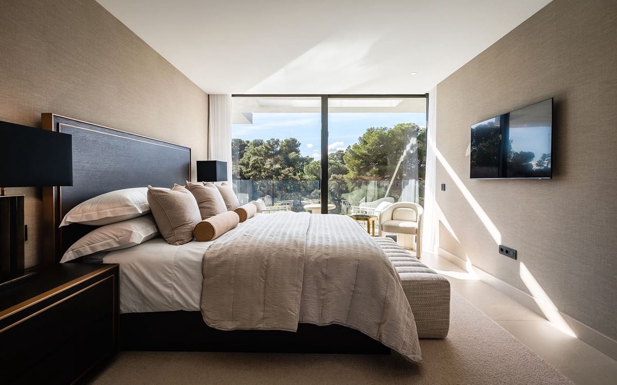 7 makuuhuone Huvila myytävänä paikassa Sotogrande mukana uima-altaan 
autotalli - 12 995 000 € (Ref: 9669260)