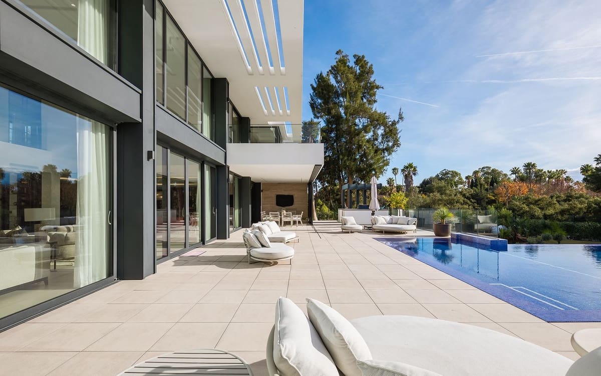 7 quarto Moradia para venda em Sotogrande com piscina garagem - 12 995 000 € (Ref: 9669260)