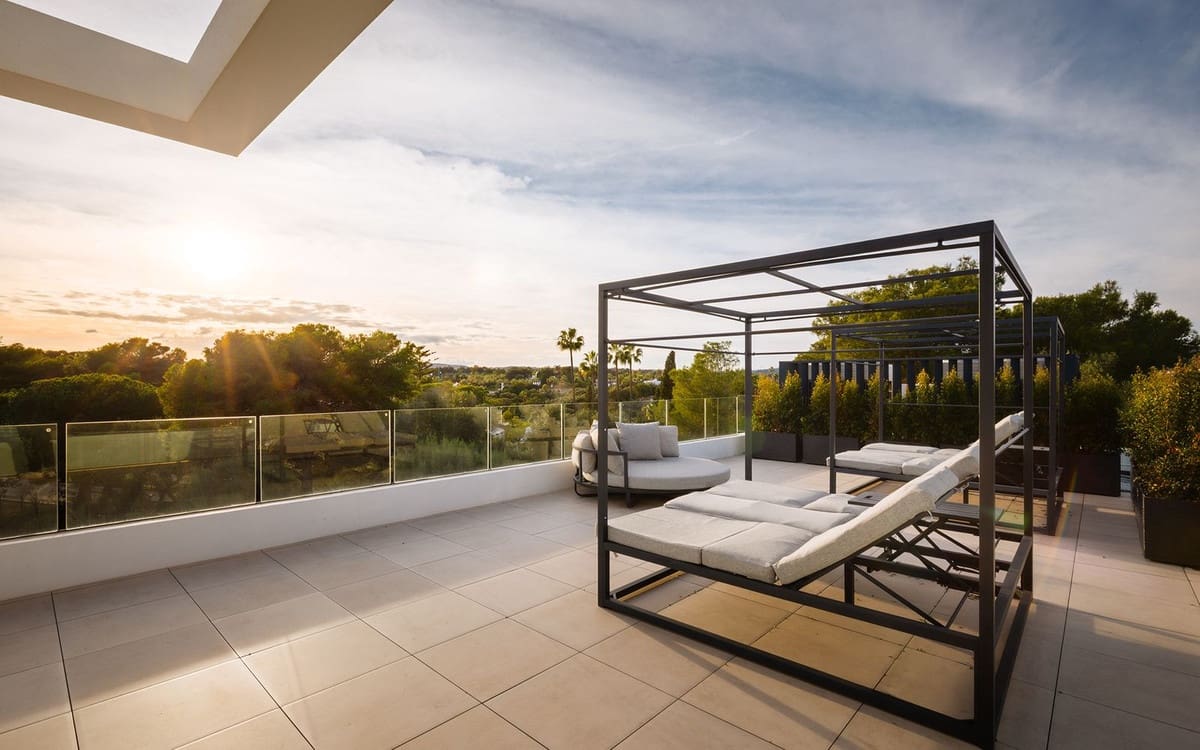 7 quarto Moradia para venda em Sotogrande com piscina garagem - 12 995 000 € (Ref: 9669260)