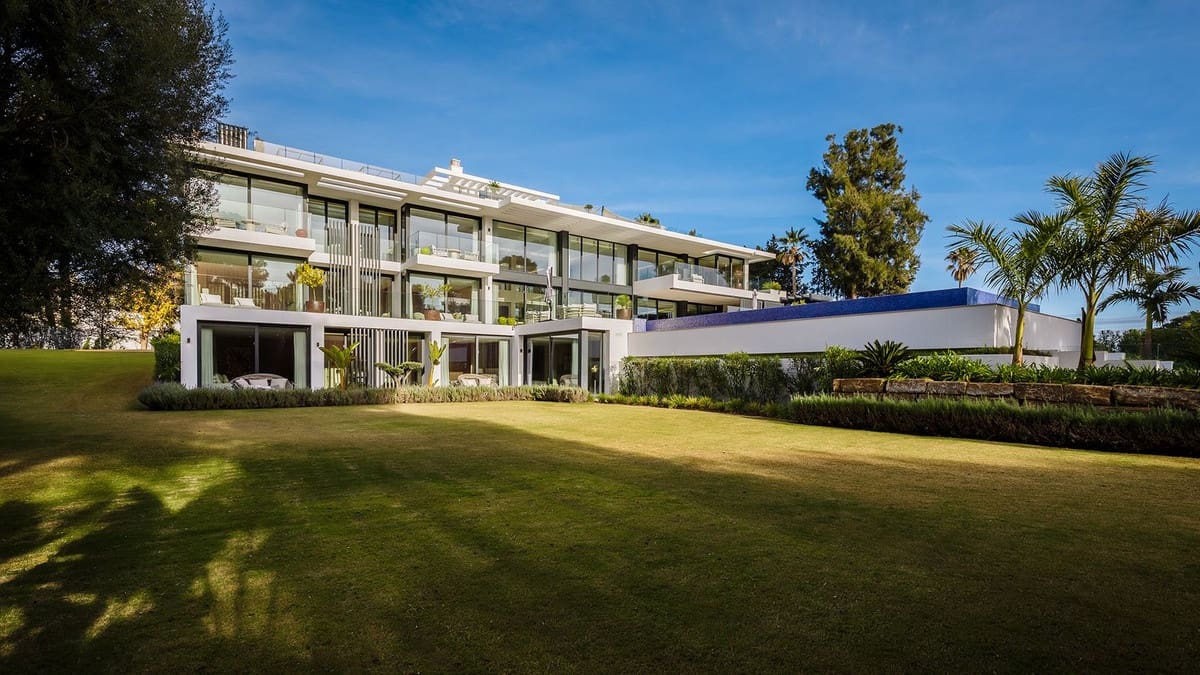 7 quarto Moradia para venda em Sotogrande com piscina garagem - 12 995 000 € (Ref: 9669260)