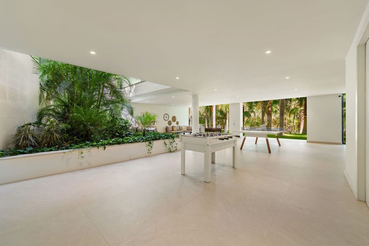 5 camera da letto Villa in vendita in Las Chapas con piscina garage - 5.875.000 € (Rif: 9669261)