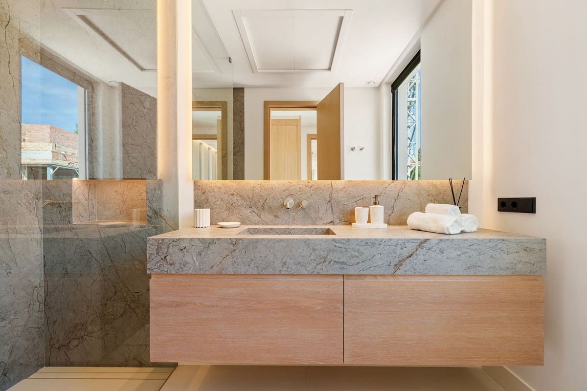 5 quarto Moradia para venda em San Pedro de Alcantara com piscina garagem - 4 580 000 € (Ref: 9672186)