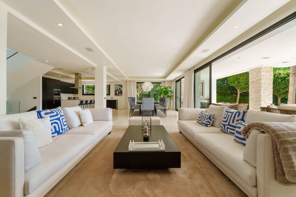 6 soveværelse Villa til salg i Nueva Andalucia med swimmingpool - € 4.290.000 (Ref: 9672334)