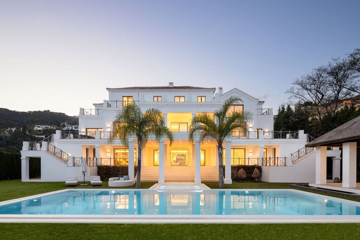 5 quarto Moradia para venda em Benahavis com piscina garagem - 8 350 000 € (Ref: 9672335)