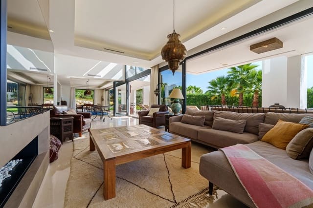 6 sovrum Villa till salu i Nueva Andalucia, Marbella med pool - 4 190 000 € (Ref: 9672336)