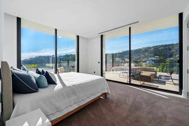 Chalet de 5 habitaciones en Benahavís en venta con piscina garaje - 8.995.000 € (Ref: 9676001)