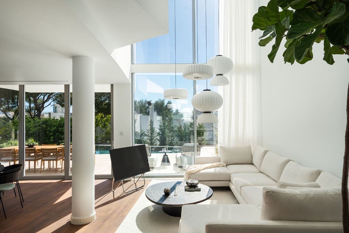 4 Zimmer Villa zu verkaufen in Marbella mit Pool - 3.950.000 € (Ref: 9676343)