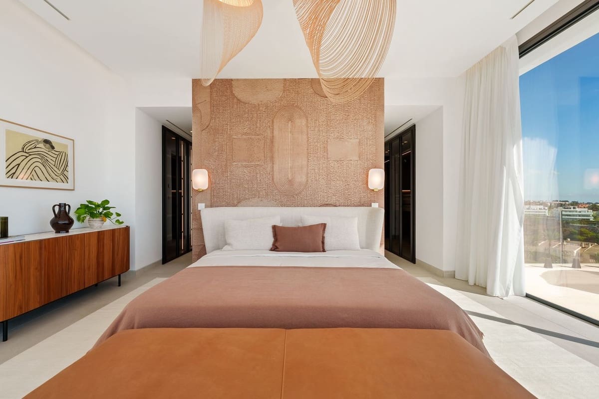 Chalet de 5 habitaciones en La Quinta en venta con piscina garaje - 5.695.000 € (Ref: 9679165)