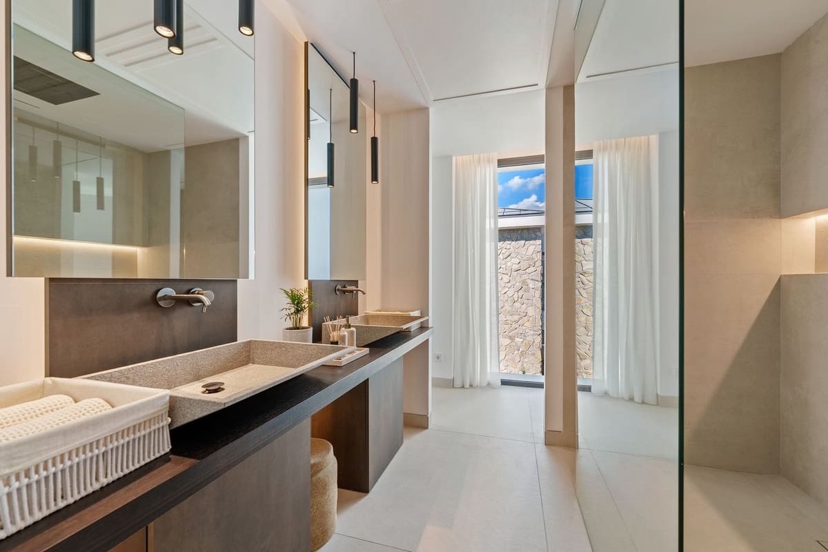 Chalet de 5 habitaciones en La Quinta en venta con piscina garaje - 5.695.000 € (Ref: 9679165)