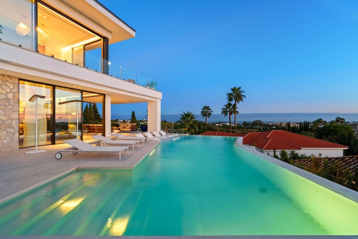 Chalet de 5 habitaciones en La Quinta en venta con piscina garaje - 5.695.000 € (Ref: 9679165)