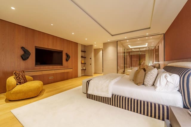 4 soverom Villa til salgs i Golden Mile, Marbella med svømmebasseng garasje - € 11 400 000 (Ref: 9685754)