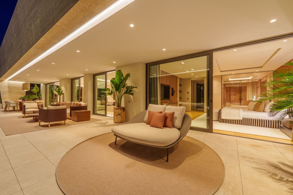 Chalet de 4 habitaciones en Golden Mile en venta con piscina garaje - 11.400.000 € (Ref: 9685754)
