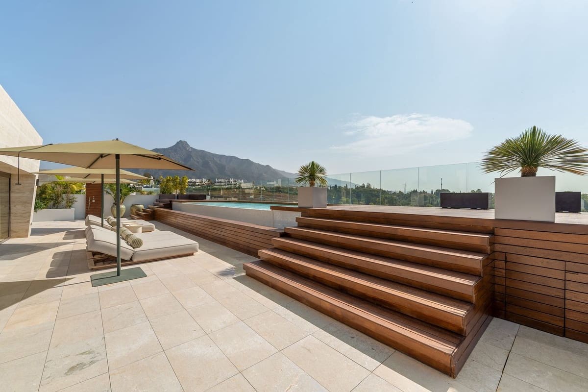 Chalet de 4 habitaciones en Golden Mile en venta con piscina garaje - 11.400.000 € (Ref: 9685754)