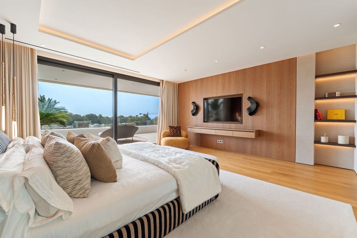 Chalet de 4 habitaciones en Golden Mile en venta con piscina garaje - 11.400.000 € (Ref: 9685754)