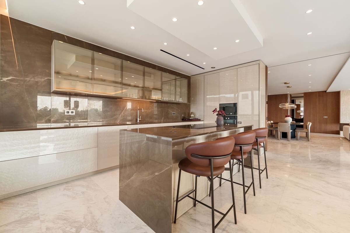 Chalet de 4 habitaciones en Golden Mile en venta con piscina garaje - 11.400.000 € (Ref: 9685754)