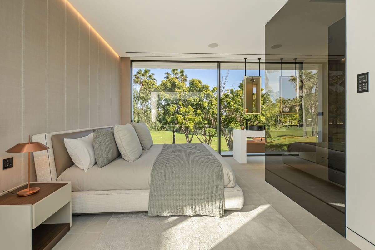 3 makuuhuone Huvila myytävänä paikassa Golden Mile mukana uima-altaan 
autotalli - 6 300 000 € (Ref: 9687410)