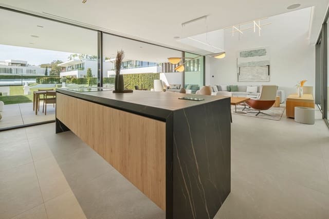 3 soverom Villa til salgs i Golden Mile, Marbella med svømmebasseng garasje - € 6 300 000 (Ref: 9687410)