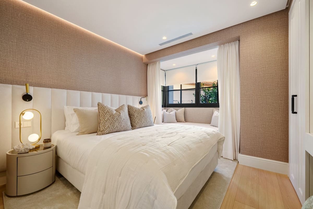 Chalet de 5 habitaciones en La Quinta en venta con piscina garaje - 6.250.000 € (Ref: 9694103)