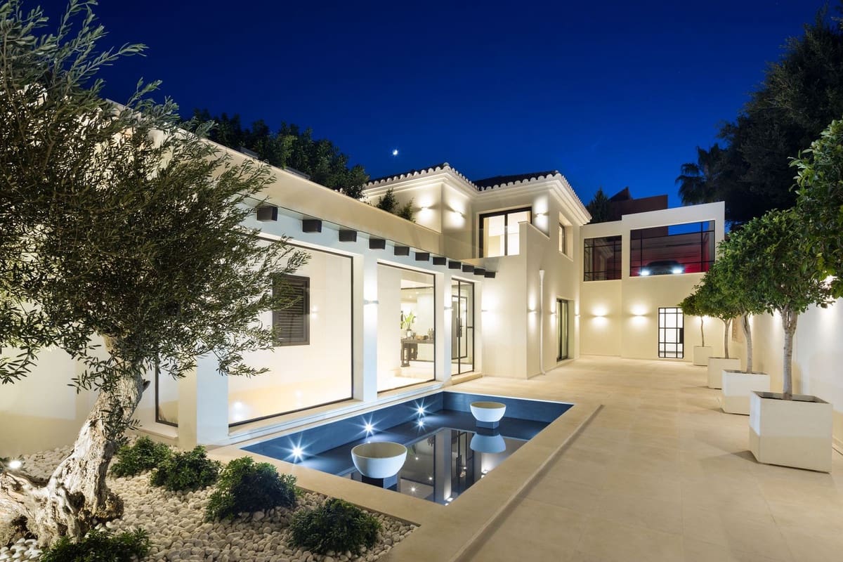 5 camera da letto Villa in vendita in Nueva Andalucia con piscina - 4.495.000 € (Rif: 9694106)