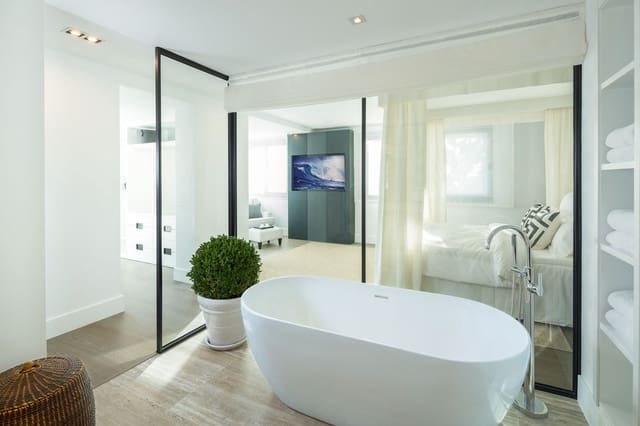 5 sypialnia Willa na sprzedaż w Nueva Andalucia, Marbella z basenem - 4 495 000 € (Ref: 9694106)