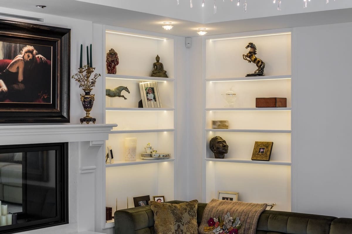 6 bedroom Villa for sale in Nueva Andalucia with pool garage - € 9,750,000 (Ref: 9696967)