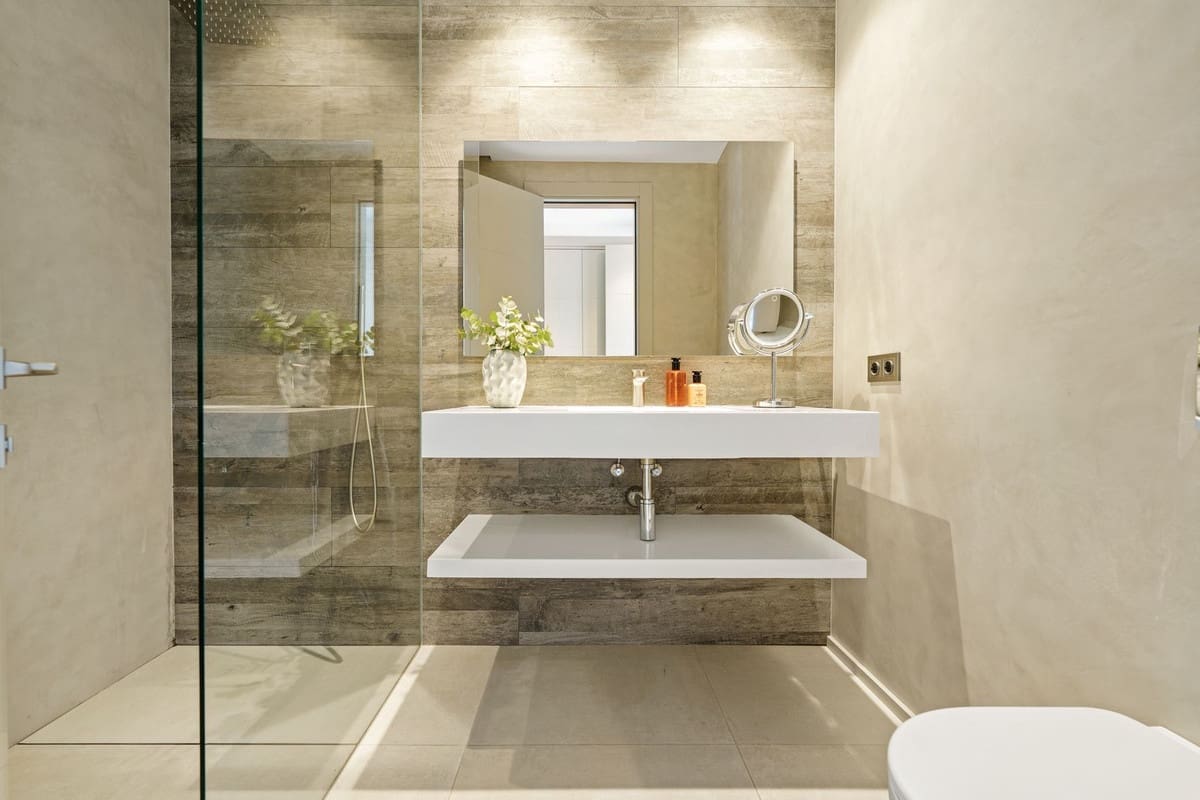 5 bedroom Villa for sale in Nueva Andalucia with pool garage - € 4,895,000 (Ref: 9697782)