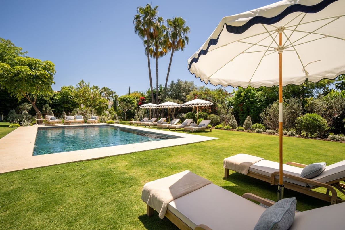 5 camera da letto Villa in vendita in Nueva Andalucia con piscina - 6.995.000 € (Rif: 9700115)