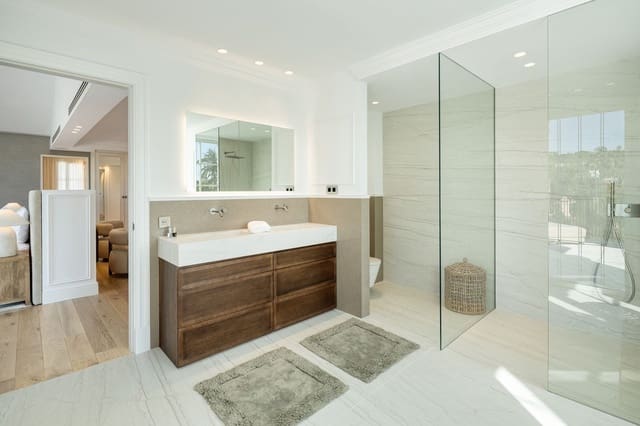 Chalet de 5 habitaciones en Nueva Andalucia, Marbella en venta con piscina garaje - 8.295.000 € (Ref: 9700186)