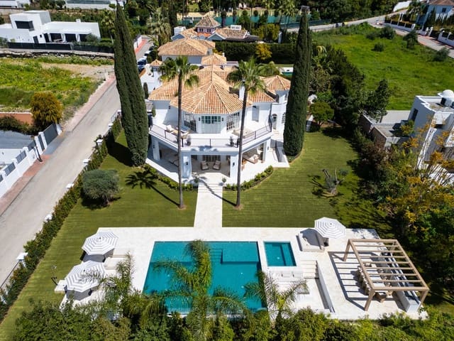 5 chambre Villa/Maison à vendre à Nueva Andalucia, Marbella avec piscine garage - 8 295 000 € (Ref: 9700186)