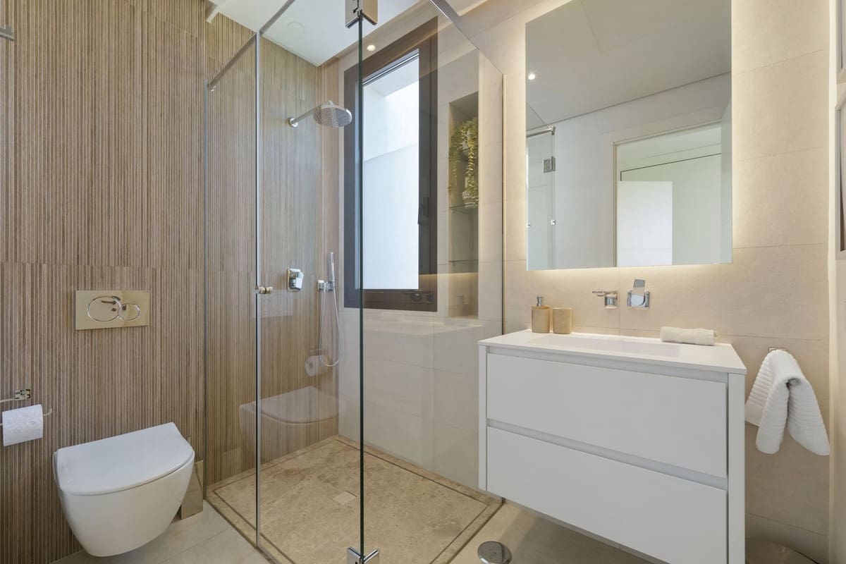 6 Zimmer Villa zu verkaufen in Golden Mile mit Pool Garage - 5.495.000 € (Ref: 9713284)