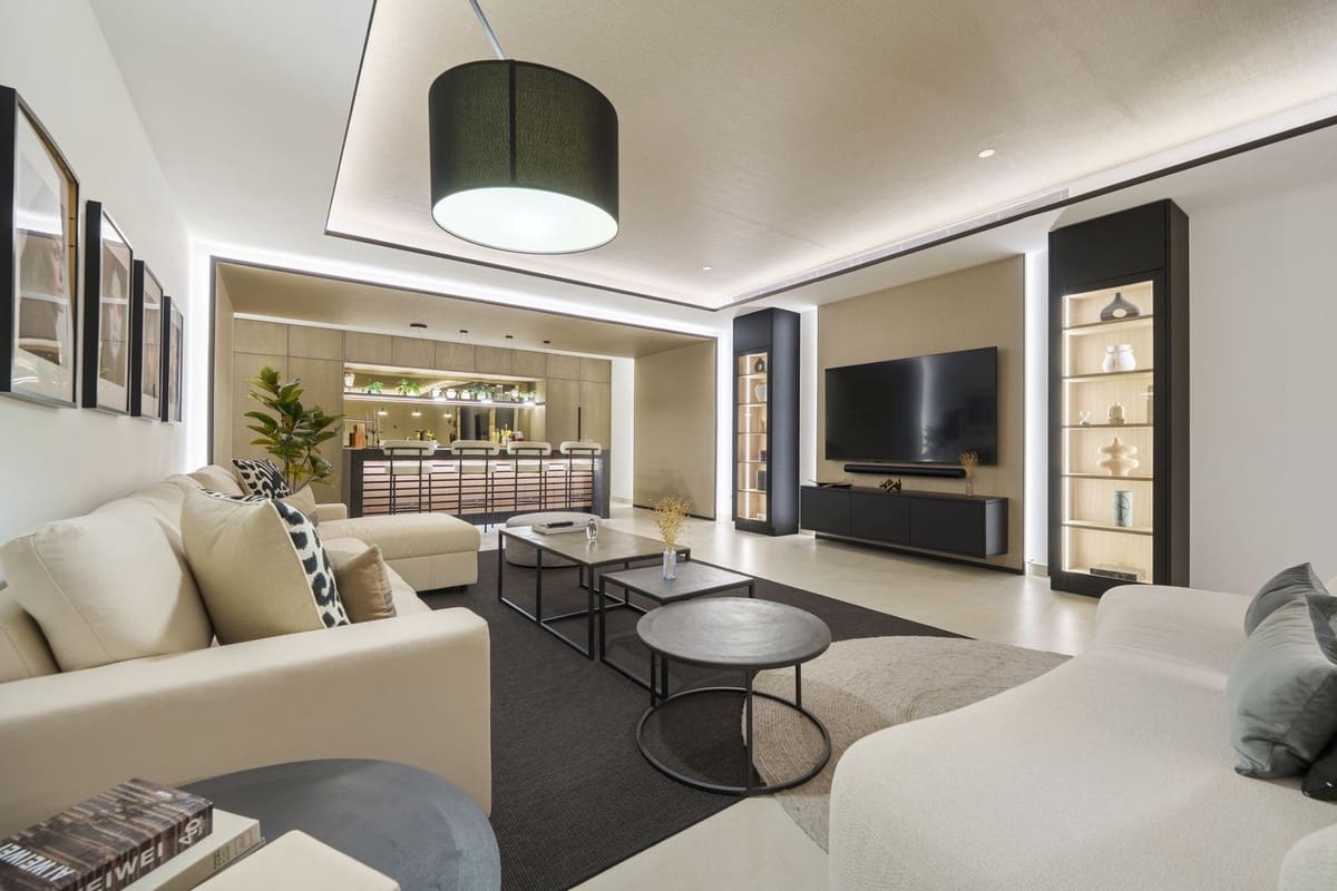 6 Zimmer Villa zu verkaufen in Golden Mile mit Pool Garage - 5.495.000 € (Ref: 9713284)