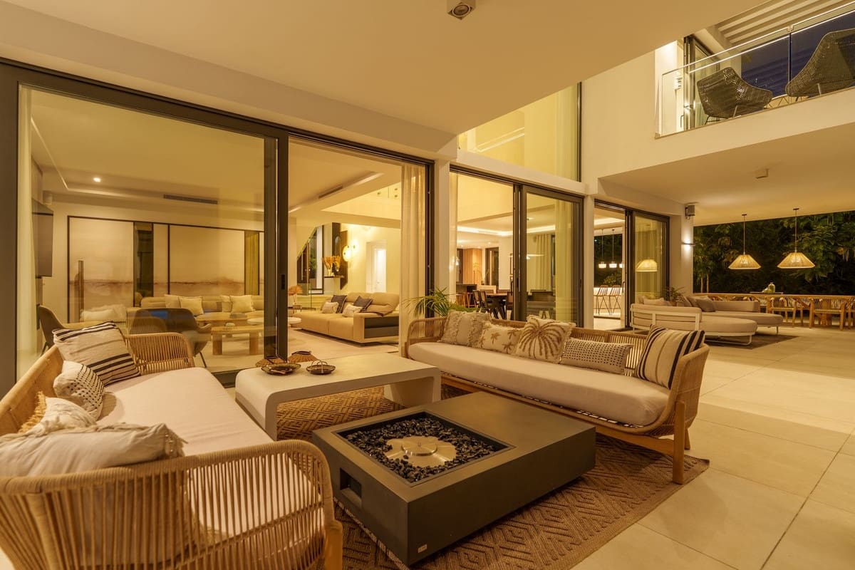 6 Zimmer Villa zu verkaufen in Golden Mile mit Pool Garage - 5.495.000 € (Ref: 9713284)