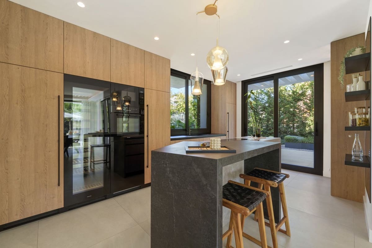 6 Zimmer Villa zu verkaufen in Golden Mile mit Pool Garage - 5.495.000 € (Ref: 9713284)